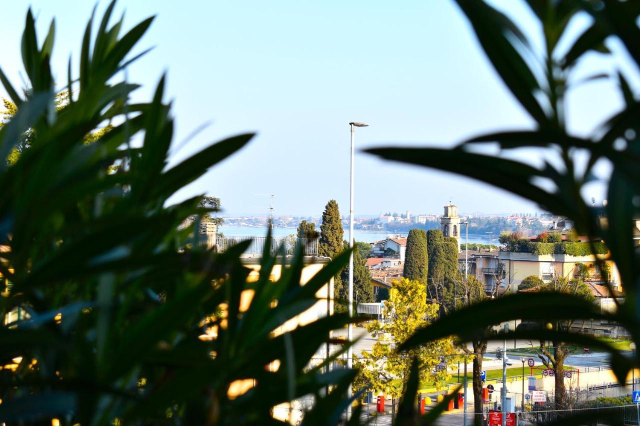 Appartamenti Villa Lina Desenzano del Garda Extérieur photo