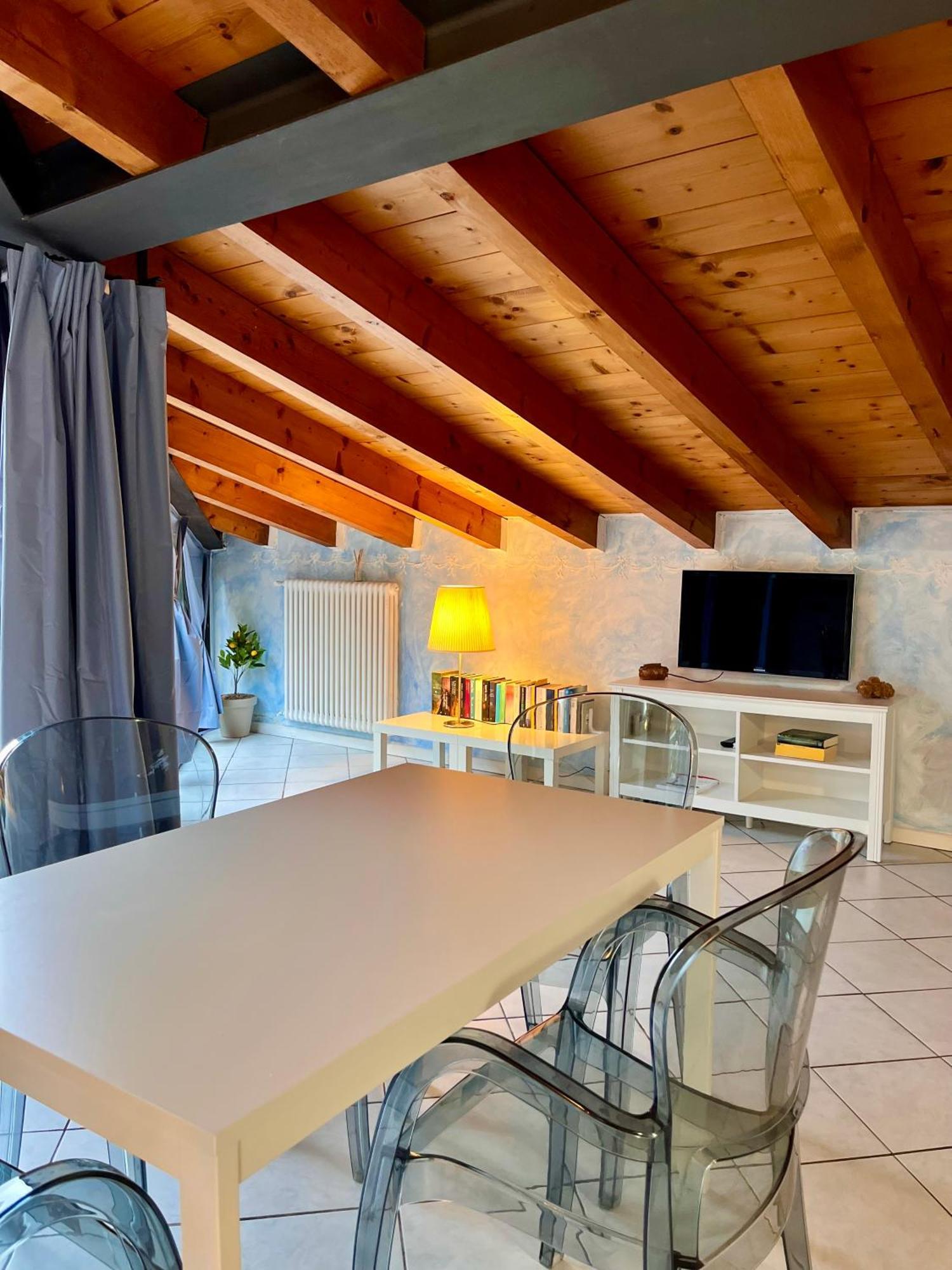 Appartamenti Villa Lina Desenzano del Garda Extérieur photo