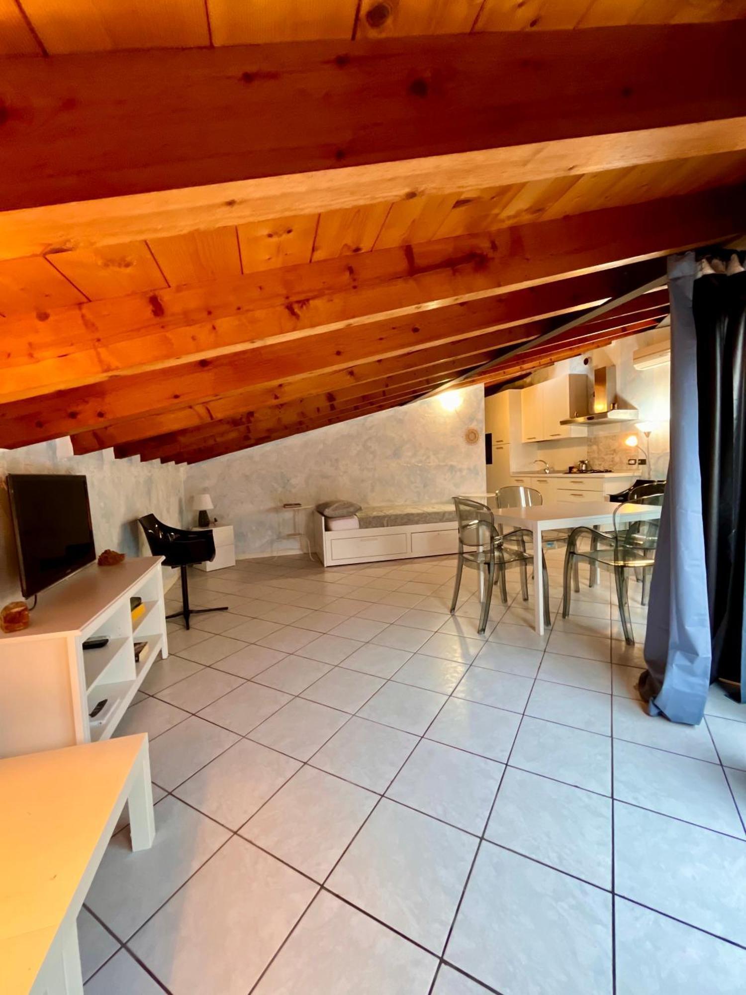 Appartamenti Villa Lina Desenzano del Garda Extérieur photo