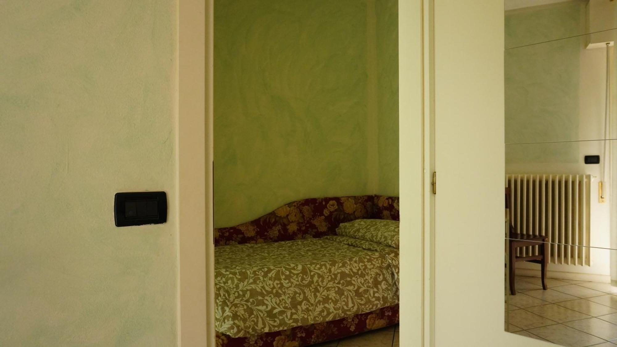 Appartamenti Villa Lina Desenzano del Garda Extérieur photo